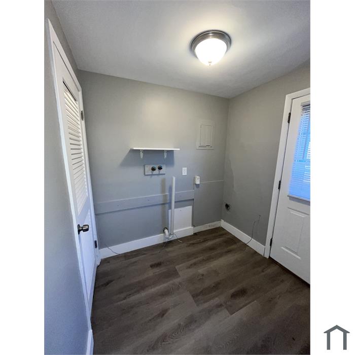 366 Woodland Ave