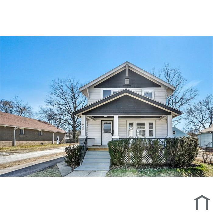 623 W 24th St