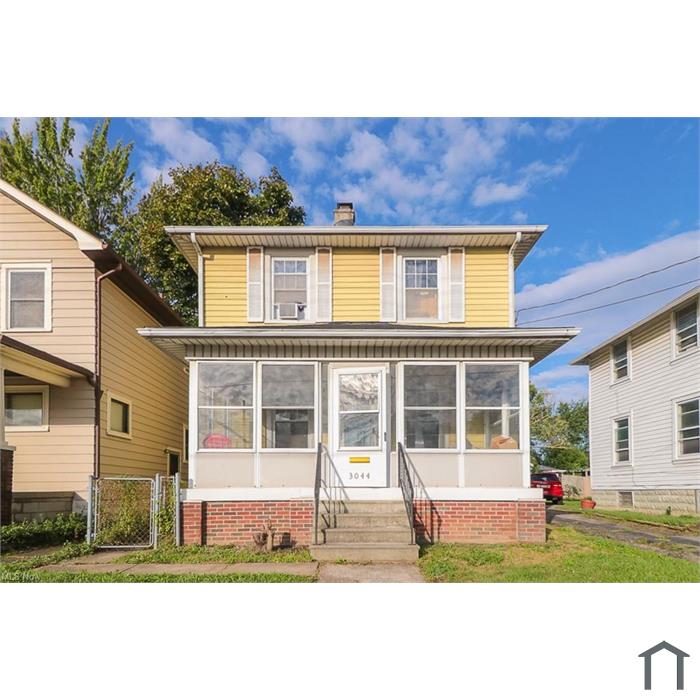 3044 Broadway