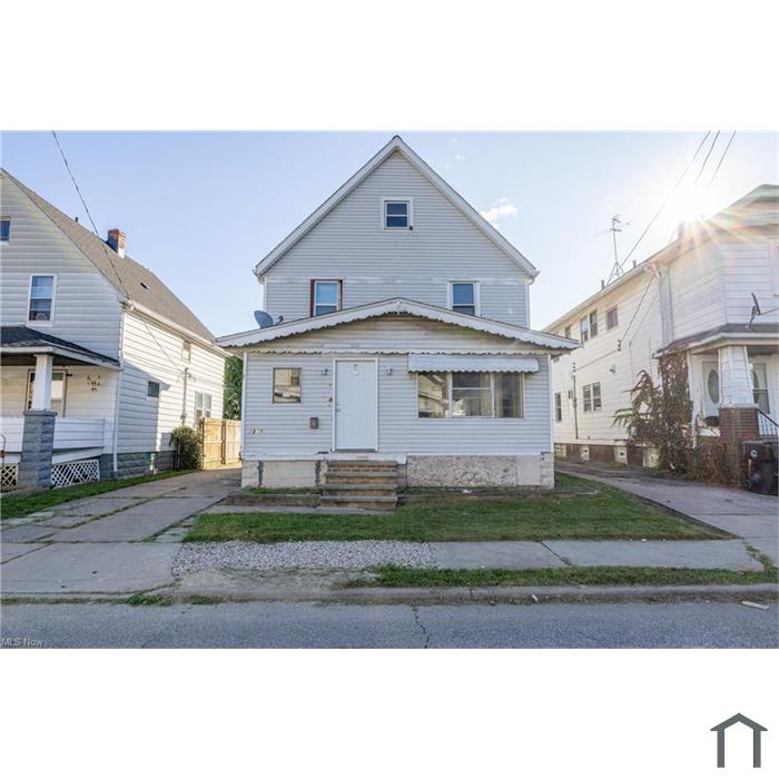 2115 W 105th St
