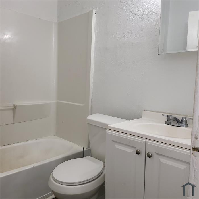 10003 North Blvd