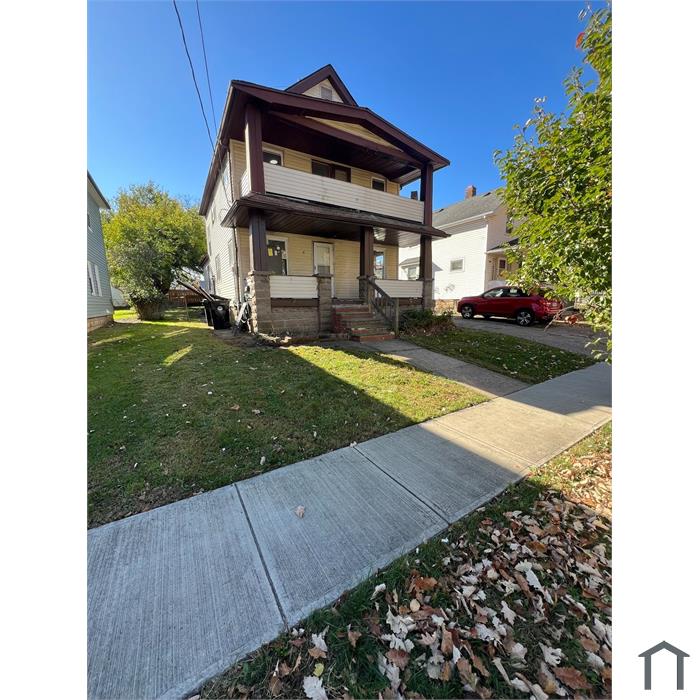 2215 Hood Ave