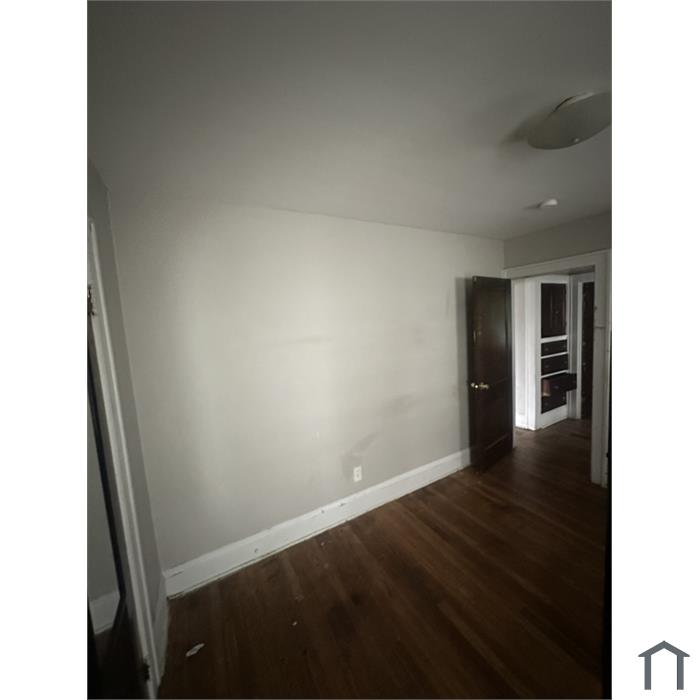 3234 W 110th St