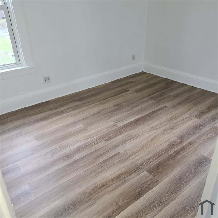 2 bedroom 1 bath 