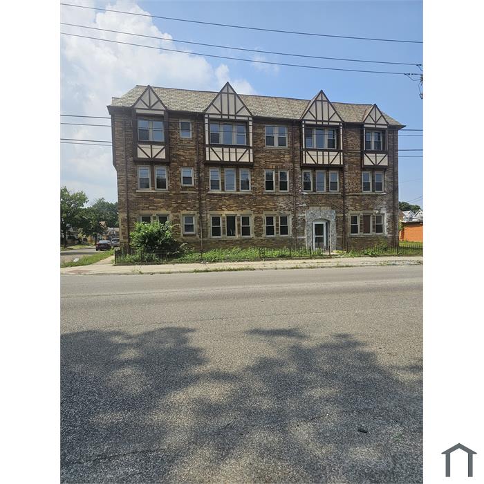 2004 Noble Apartments