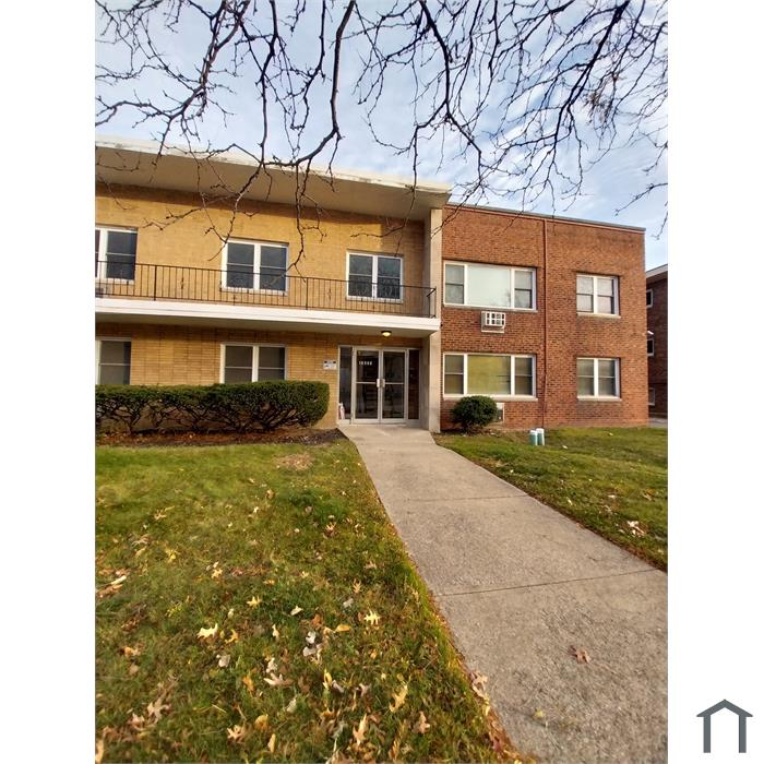 17808 Lake Shore Blvd