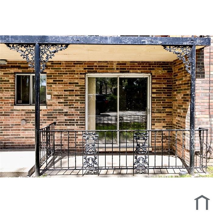 842 S Green Rd