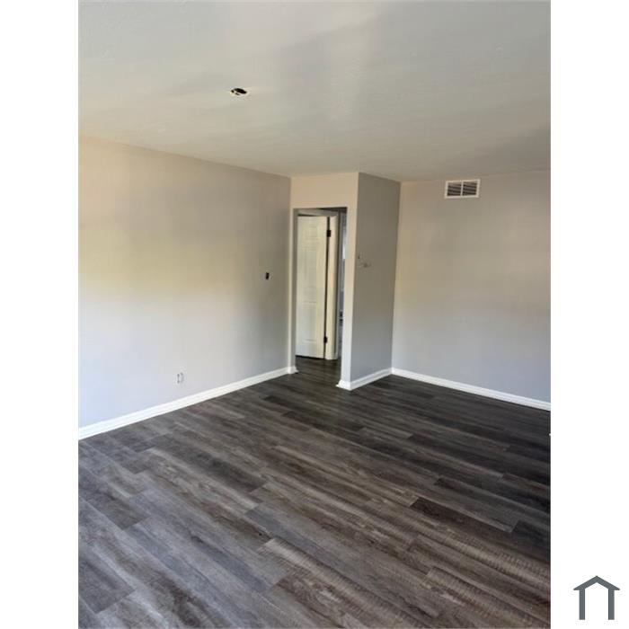 2499 Greenvale Rd