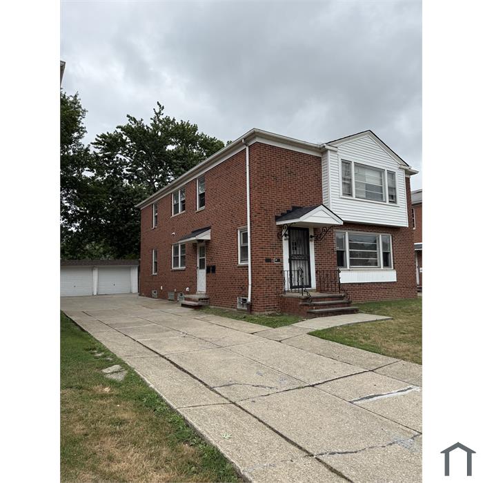 665 Babbitt Rd