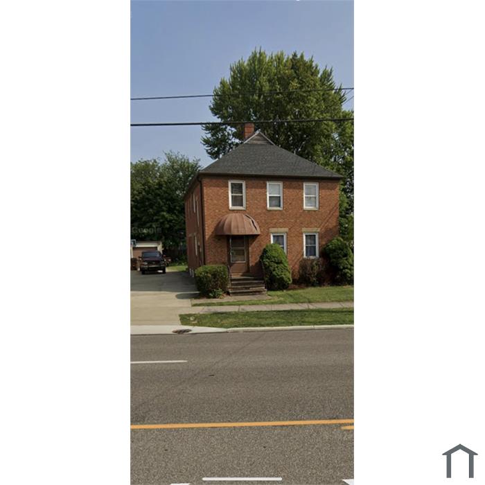 5707 Pearl Rd Upstairs