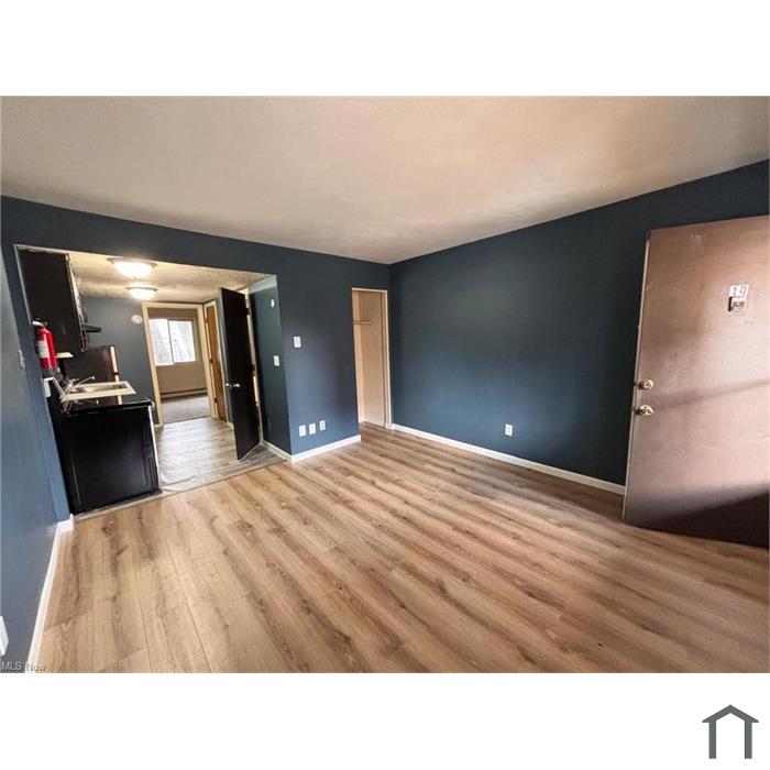 Crosby St Apartments