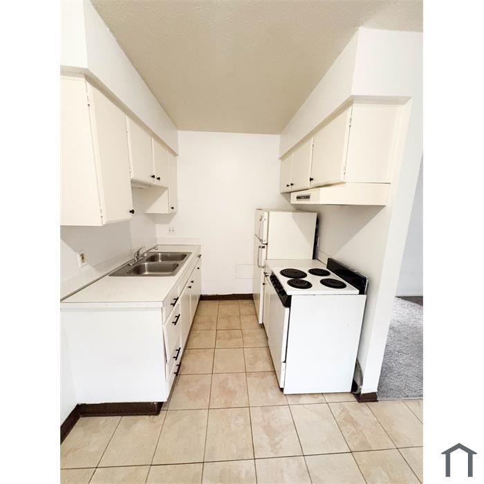 2615 Ellet Ave