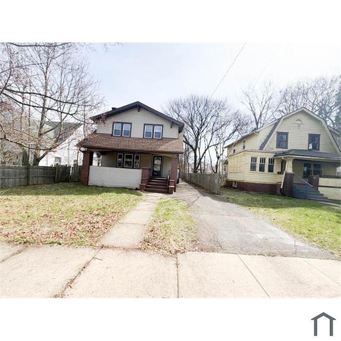 321 Grace Ave