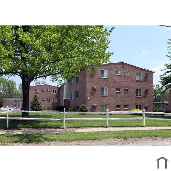 Stonegate Place Apartments