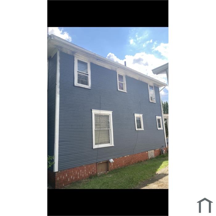 634 Arlington Ave SW
