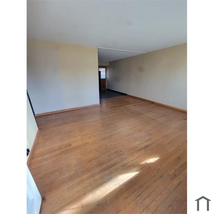 30 Britton Ln