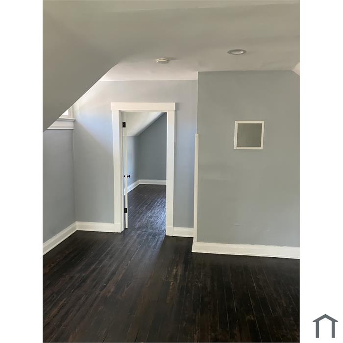 571 Blair Ave