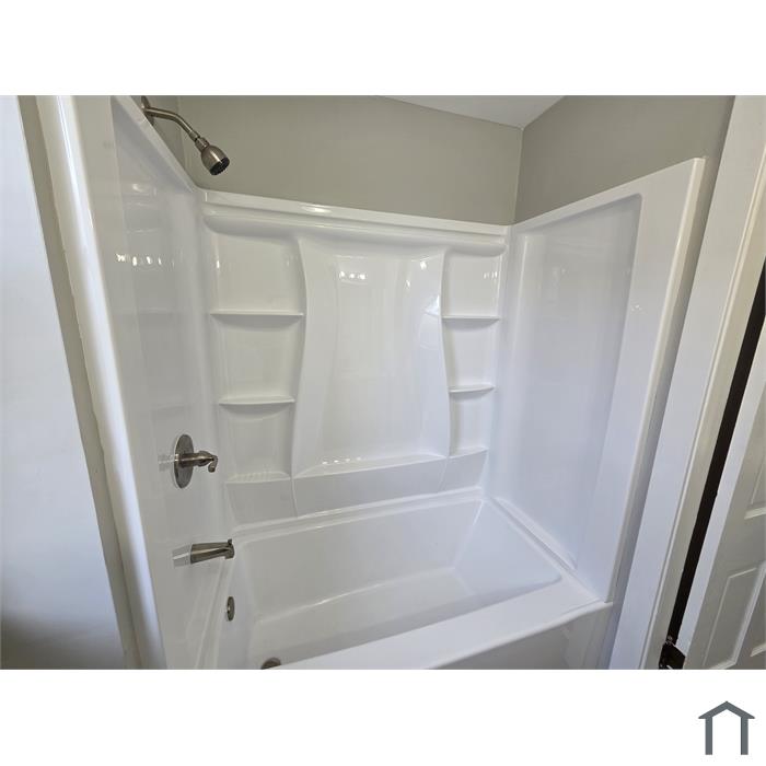 810 Pedretti Ave