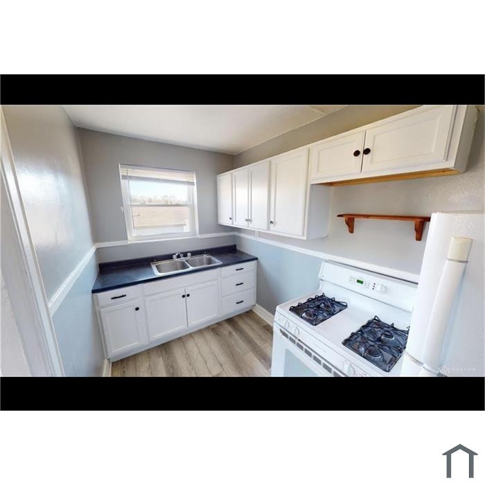 57 W 2nd St