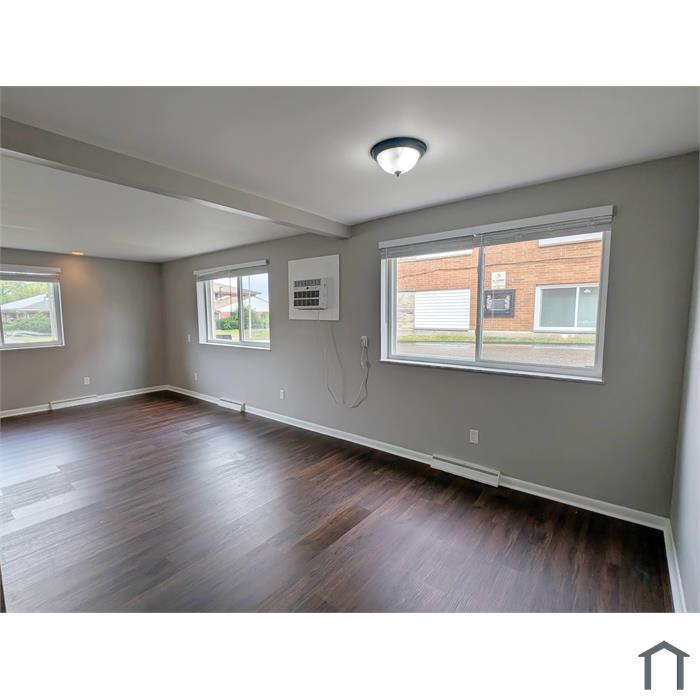 110 Cromwell Pl