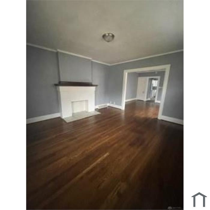 60 Pinehurst Ave