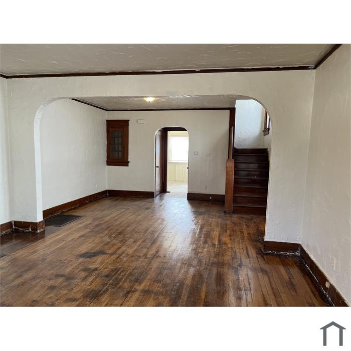 302 W Fairview Ave