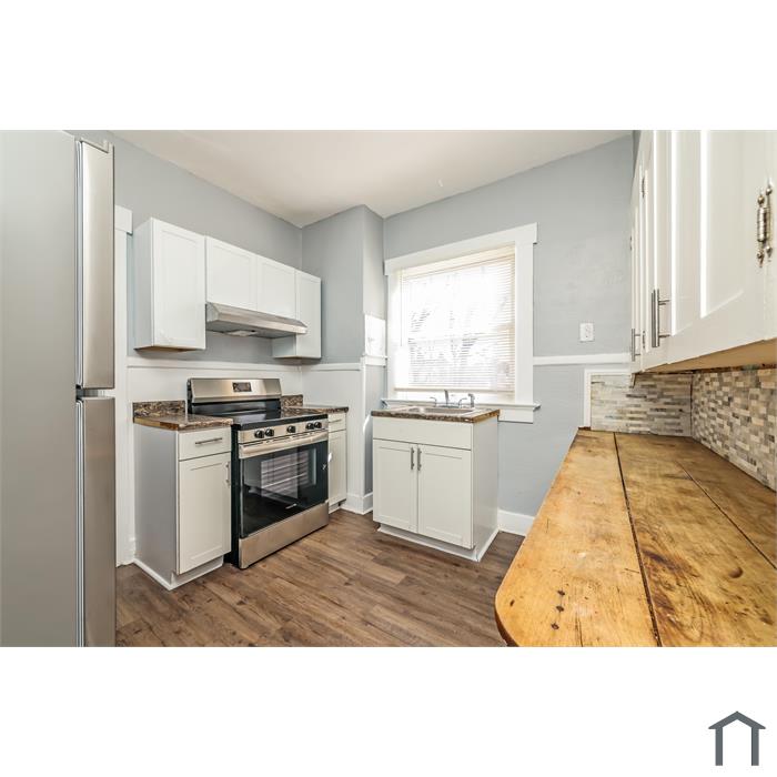 113 W Parkwood Dr