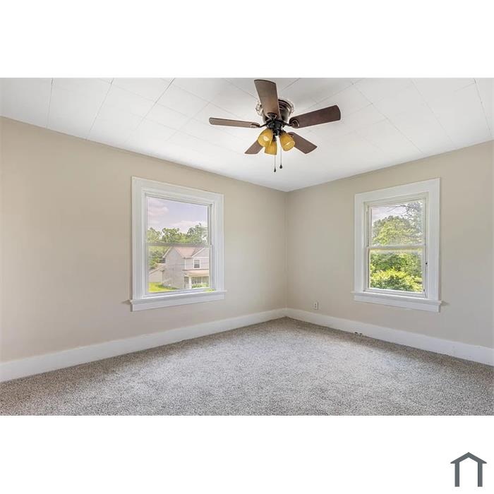 2059 Catalpa Dr