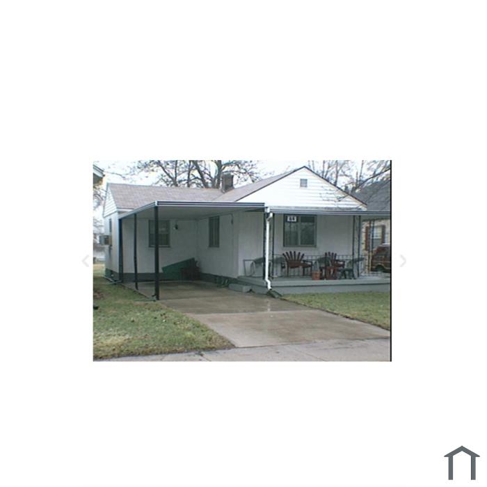 44 Strand Ave