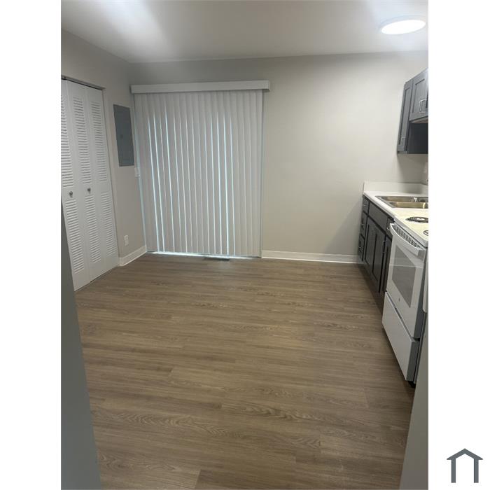 Meadowlark Apartments - Formerly Albright Apartments