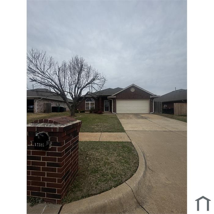 17317 Bronze Ln