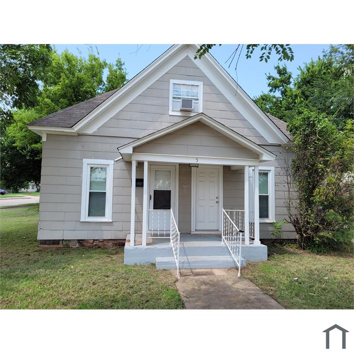5 E Thatcher St