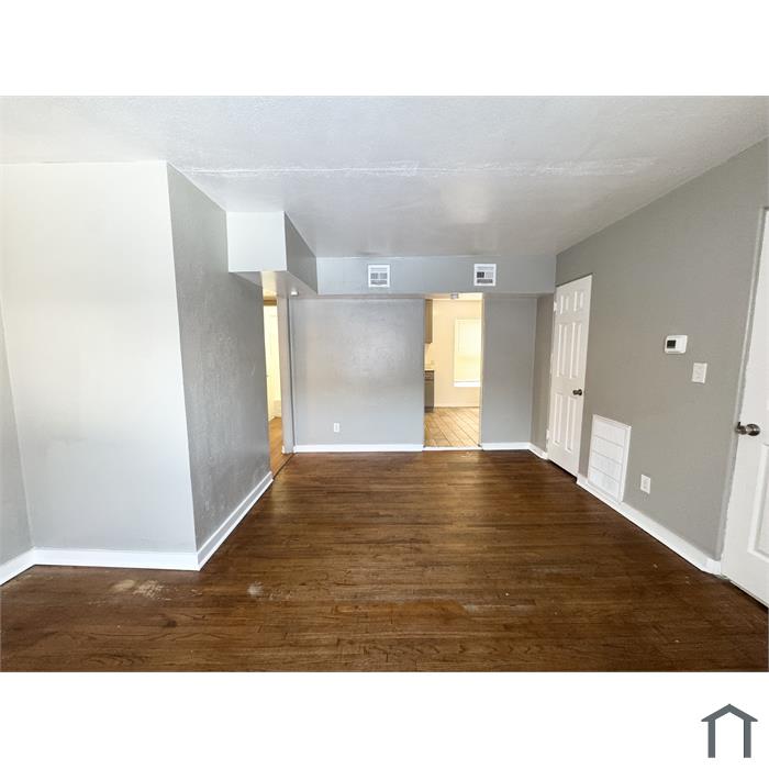 2030 NW 25th St