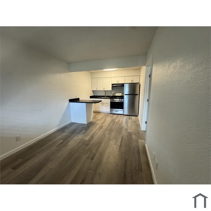 Altitude 405 Apartments