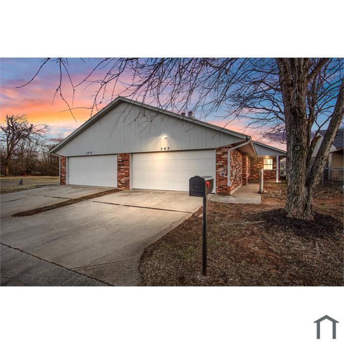 502 Peppertree Ln