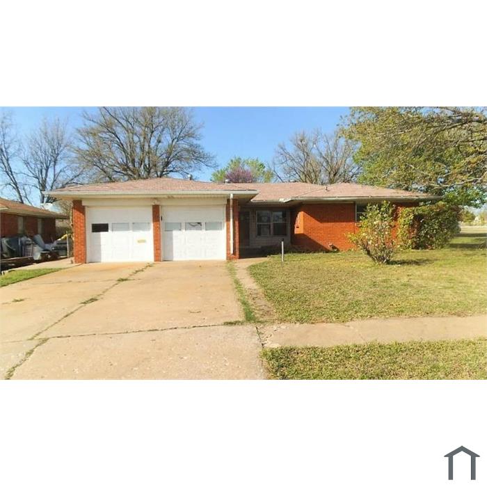 401 W Douglas Dr