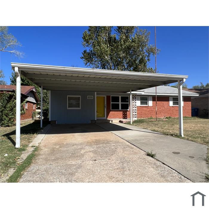 1900 N Mitchell Dr