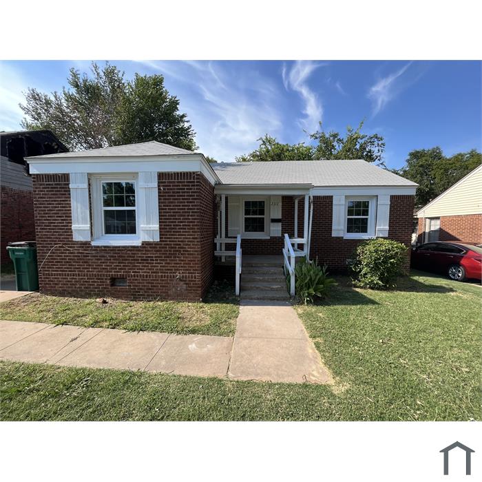 2313 Hardin Dr