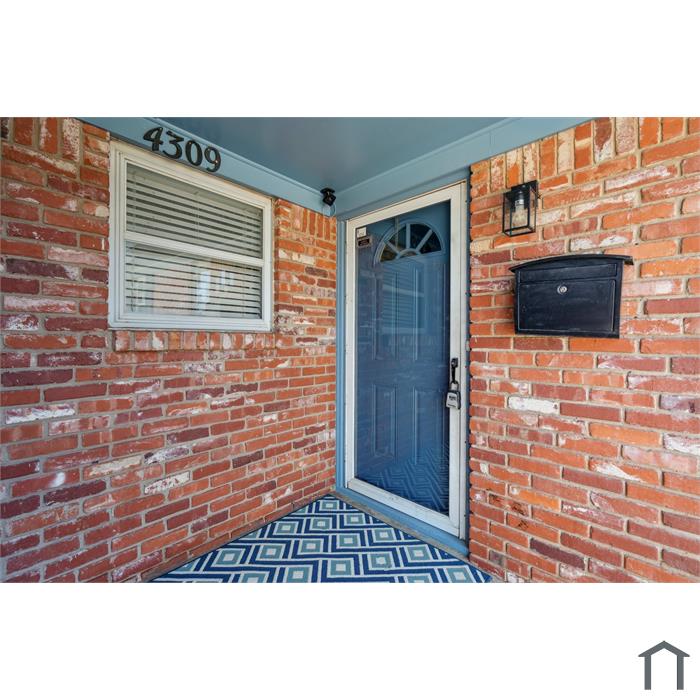 4309 NW 56th Ter