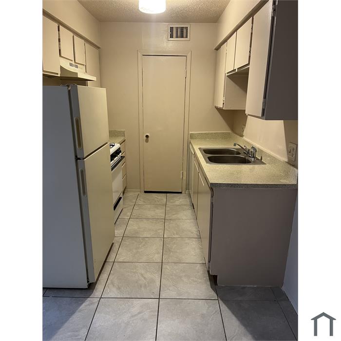 4322 Vfw Dr