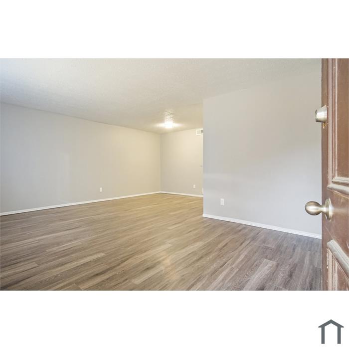 Woodbrier Apartments