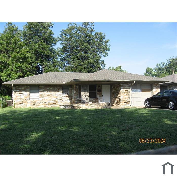 1429 N Libby Ave