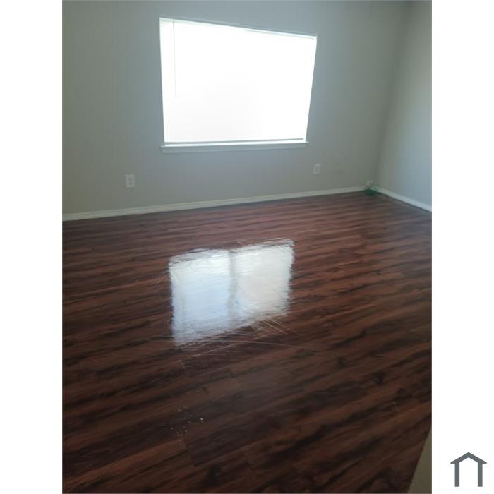 125 W I 240 Service Rd