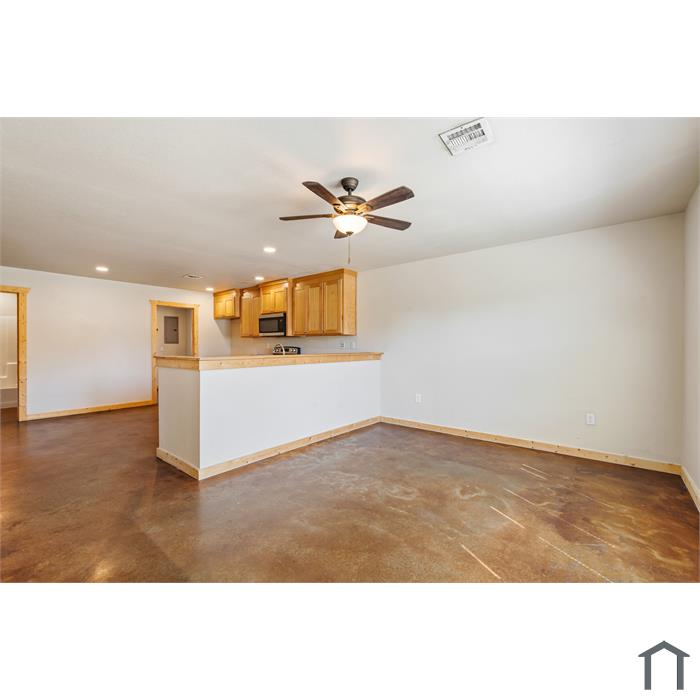 13001 Owen Ln