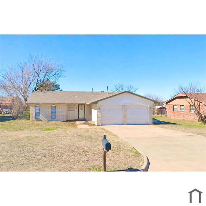 119 SE Surrey Ln