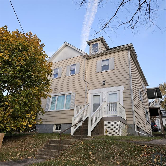 11 Hillcrest Ave