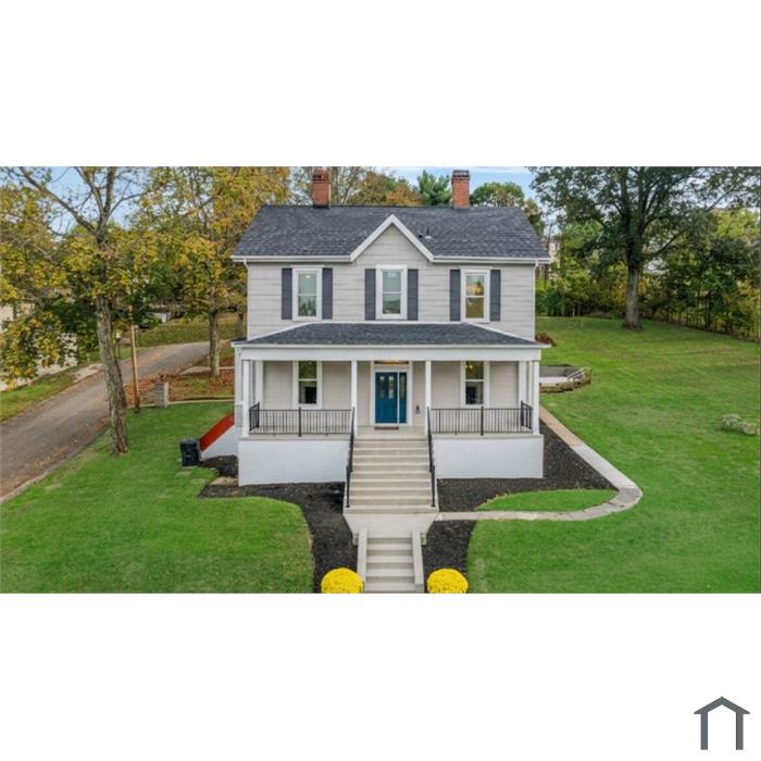 205 Spring St