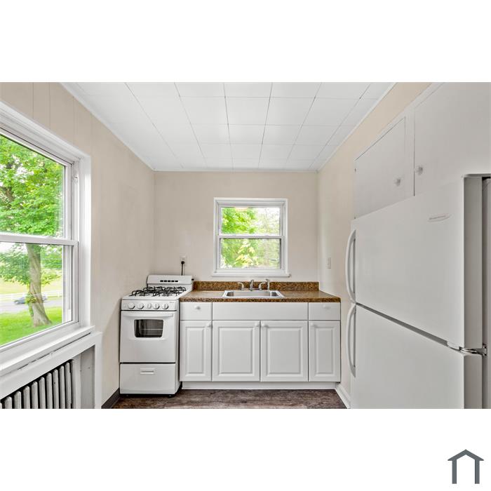 1504 Coraopolis Heights Rd