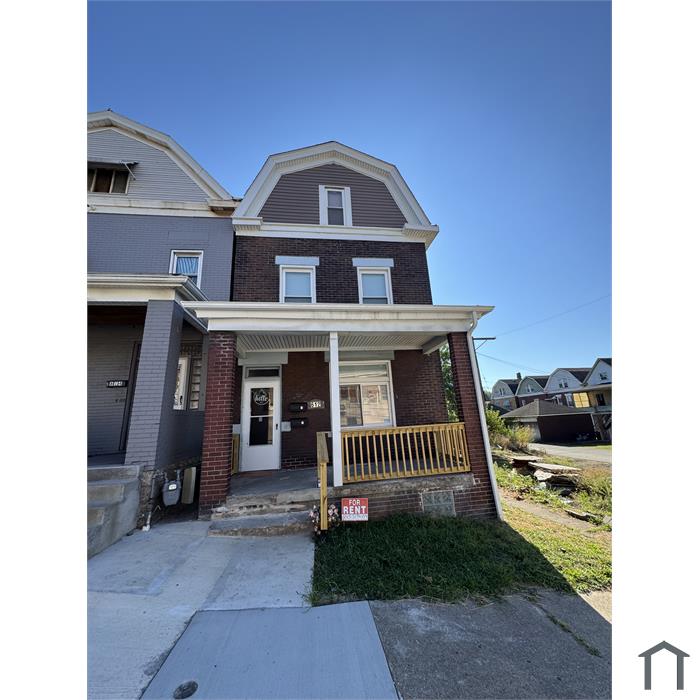 612 Main St