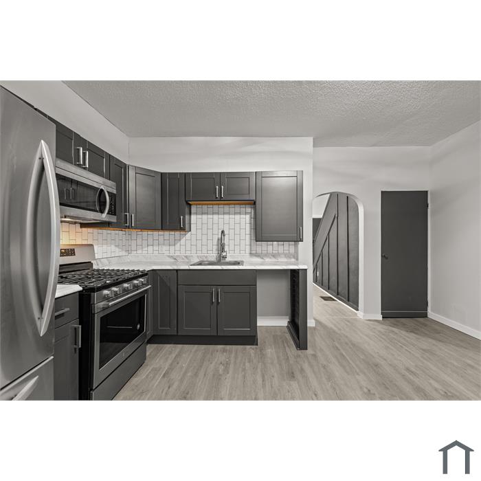 346 W 14th Ave